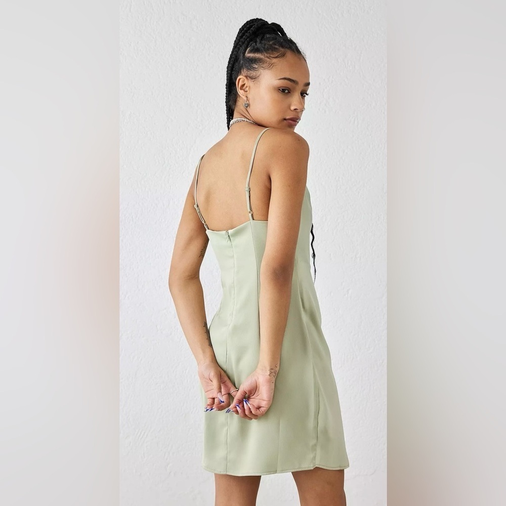 Light Before Dark Green Mallory Cowl Slip Mini Dress Urban Outfitters Medium M - Picture 2 of 6